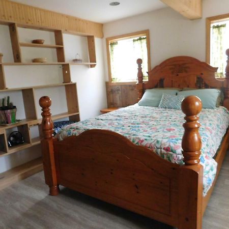 ランフォード  No View Farm Bed & Breakfast エクステリア 写真